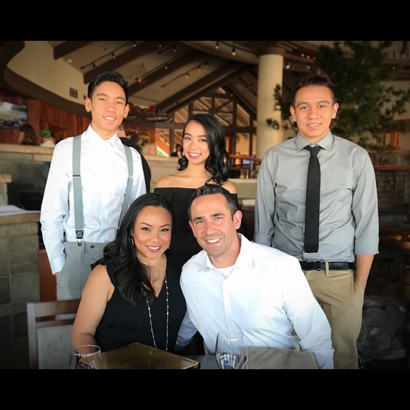 Meet your Posher, Leah - Picture 4 of 8